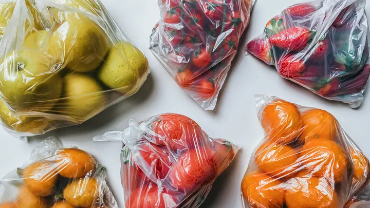 معهد تكنولوجيا الأغذية يكشف علامات تدل على فساد وتلف العبوات الغذائية